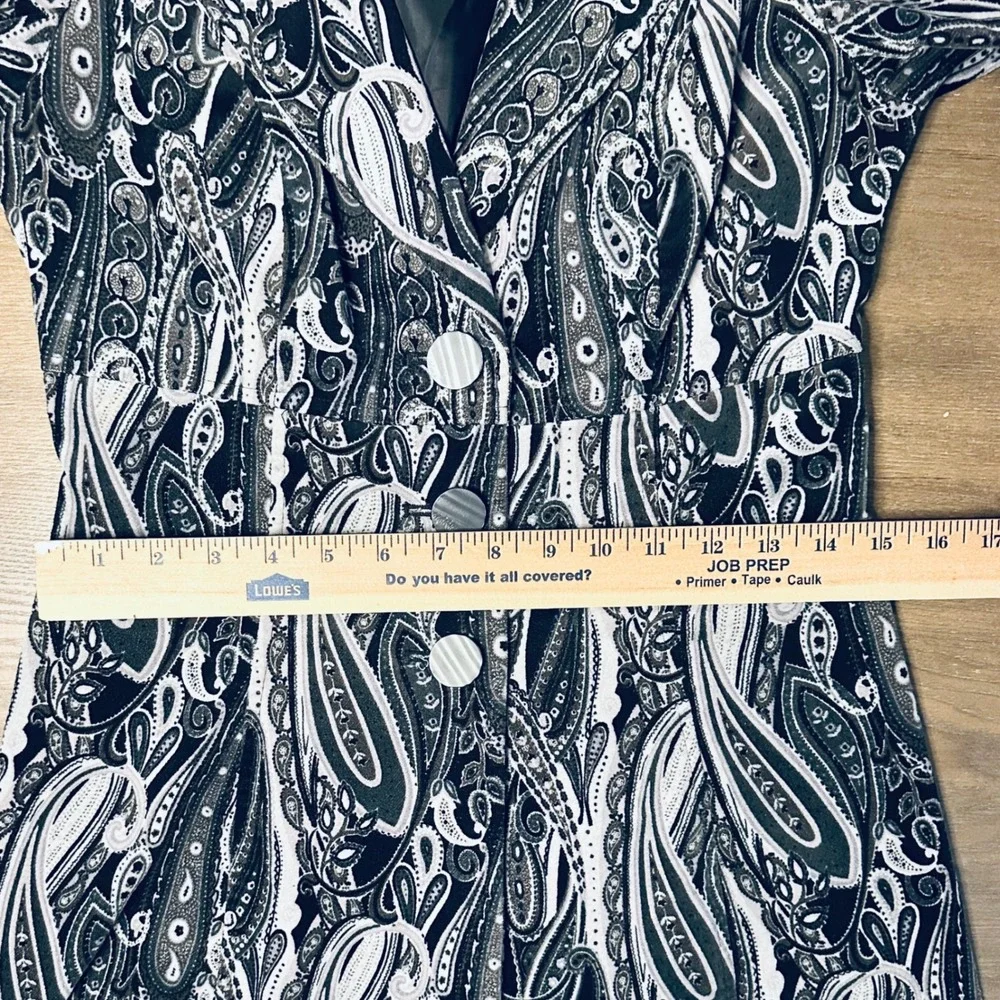 Bisou Bisou Michele Reardon Black White‎ Paisley Print Blazer Jacket Womens XS